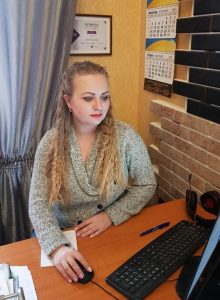 About company 2 Полина Яновна - менеджер по продажам компании "ТЕРМОДОМ" (Украина, г. Днепр)