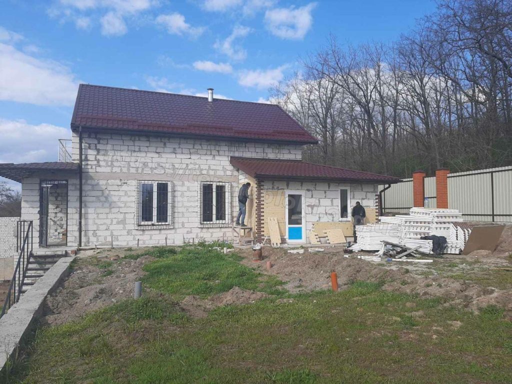 Dibrovo. Dnepropetrovsk region. Thermal panel with facade tiles Cerrad sand (facade) and braz (corners) 9