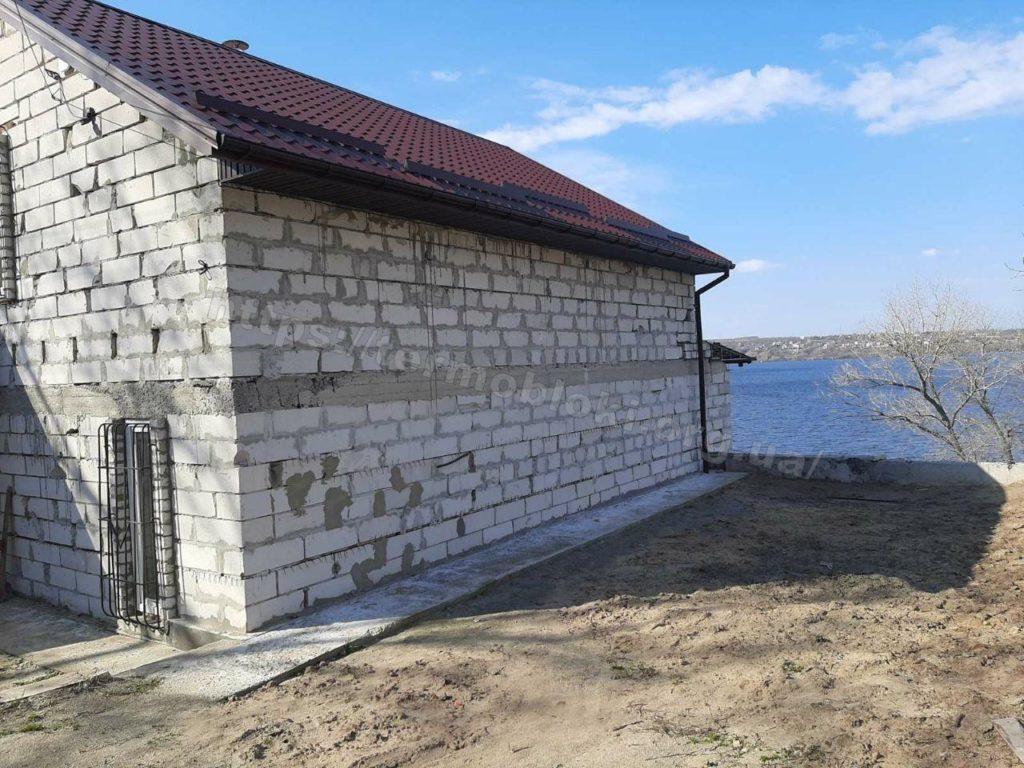 Dibrovo. Dnepropetrovsk region. Thermal panel with facade tiles Cerrad sand (facade) and braz (corners) 11