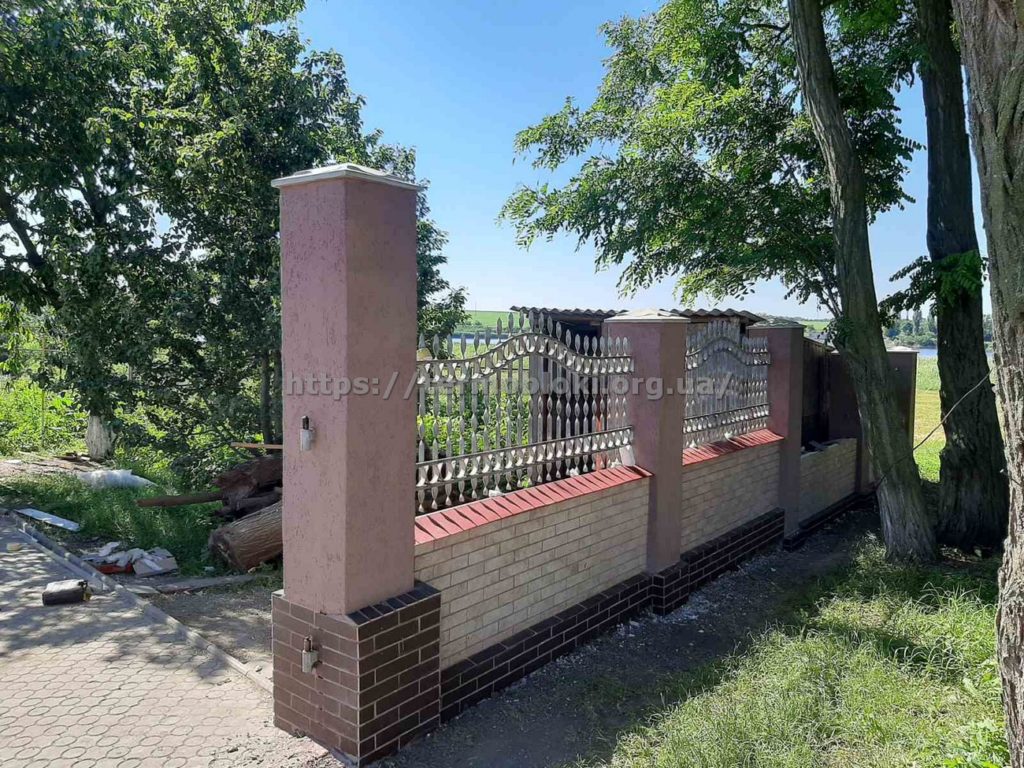 Новгородка. Кировоградская область. Термопанель с керамогранитной плиткой брикстайл оксфорд крем и стренд коричневый после 7