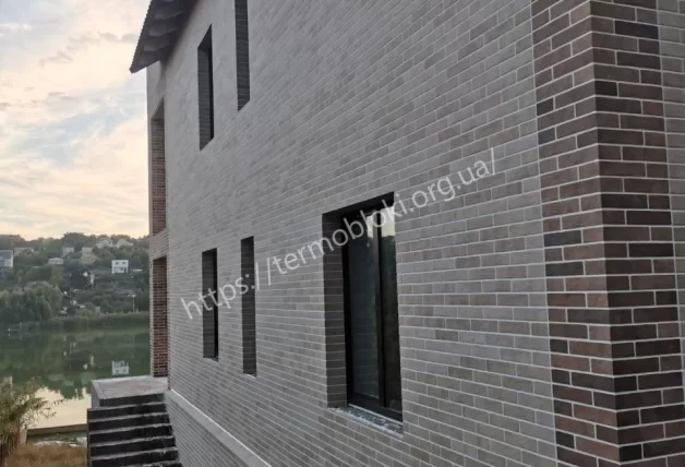 г. Днепр. Seven tones beige, Seven Tones orange Golden Tile